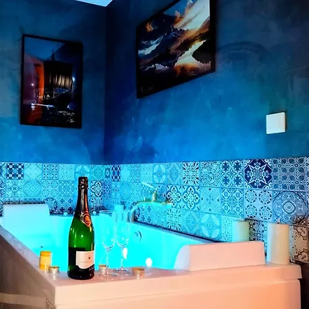 L'evasion Scandinave, Xxl, écran Cinéma, Lit King Size, Day Use, 10 Min Centre *